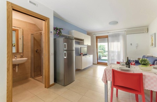 Lignano Pineta House | Amazing home in Lignano Sabbiadoro UD with WiFi
