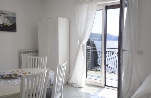 Meta Apartment | And not far from Sorrento center