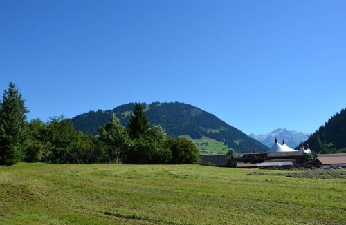 Zweisimmen Nr Gstaad Apartment | Apartment ∙ 3 bedrooms ∙ 6 guests