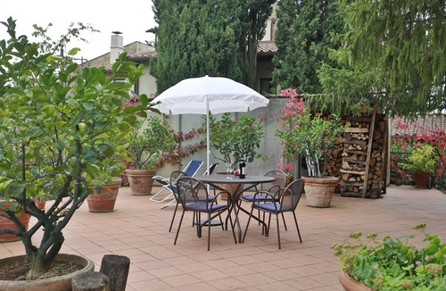 Tavarnelle Val di Pesa Apartment | APARTMENT 90 m² WITH PRIVATE GARDEN AND POOL: The Compagnia del Chianti