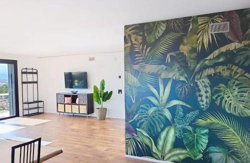 Riazzino Apartment | Apartment Appartamento al Sole by Interhome