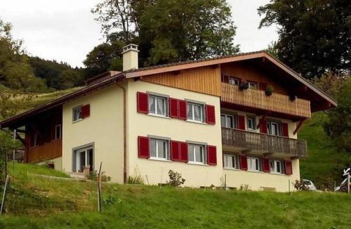 Chardonne Apartment | Apartment Appartement dans une ferme rénovée by Interhome