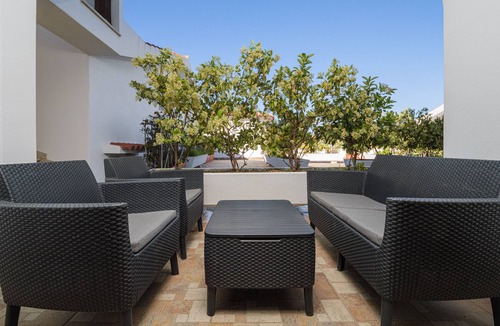 Porto San Paolo Apartment | Apartment 'Bella Vista Su Tavolara 4' with Tavolara View, Wi-Fi and Air Conditioning