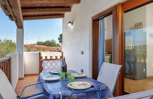 Monte Petrosu Apartment | Apartment 'Con Vista Porto Taverna' with Sea View, Private Terrace and Air Conditioning