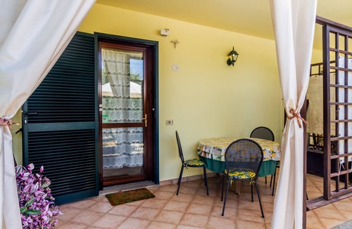 Grosseto Apartment | Apartment 'Forasacco Pendolino' with Private Terrace, Wi-Fi and Air Conditioning