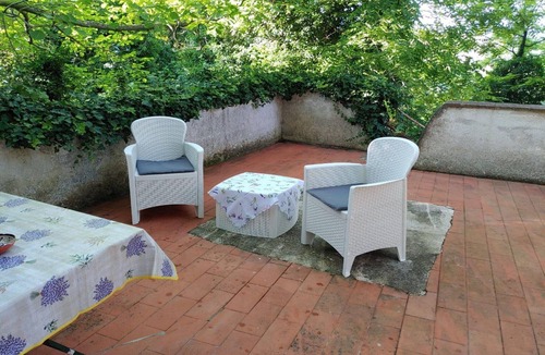 Baiano House | Apartment in Firenzuola near Lake Arezzo