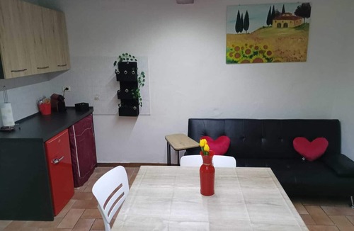 Subbiano Apartment | Apartment "La Finestra sul Fiume" with Private Terrace