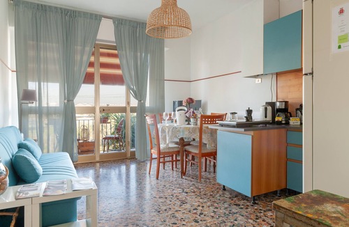 Pisa Apartment | Apartment 'Le 7 Calle with Balcony' with Private Terrace, Shared Garden, and Wi-Fi