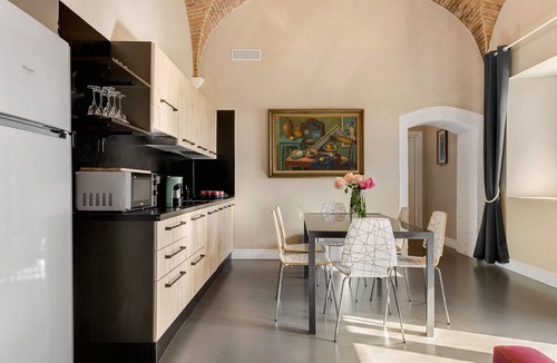 Poggiarello Apartment | Apartment 'Matti - Margot' with Private Garden, Wi-Fi and Air Conditioning