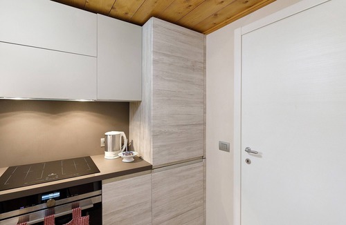 Trepalle Apartment | Apartment 'Mery' with Mountain View, Private Garden and Wi-Fi