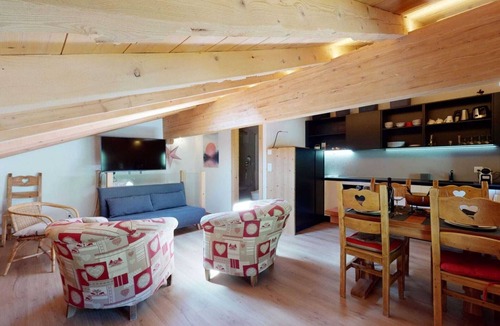 Nendaz Apartment | Apartment on ski slopes of Prarion