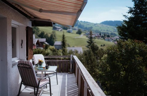 Amden Apartment | Apartment Perlita