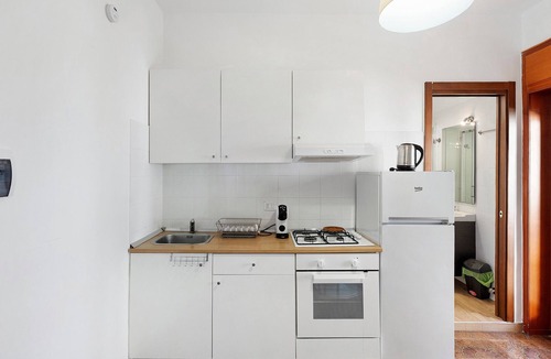 Agropoli Apartment | Apartment 'Ponente' with Sea View, Wi-Fi and Air Conditioning