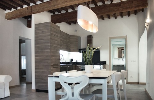 Lucca Historical Center Apartment | Apartment Via Fillungo Lucca Historical Center Walls