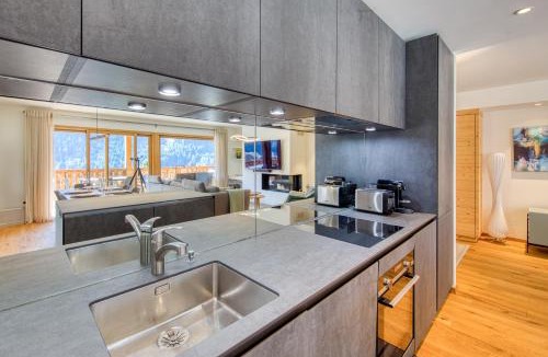 Champery Apartment | Apartment w pool and spa