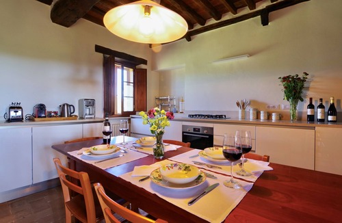 Castelnuovo Berardenga Apartment | Arco al Poggio by Arceno Rentals Club Spacious Chianti Apt, Pool, Concierge WiFi
