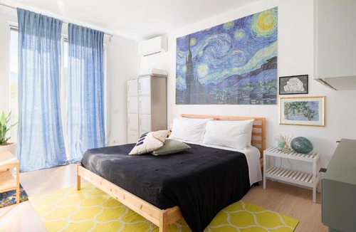 Visgnola Apartment | Aria Bellagio - Boutique Lake View Apt - Free Parking & Late Check-out 12pm