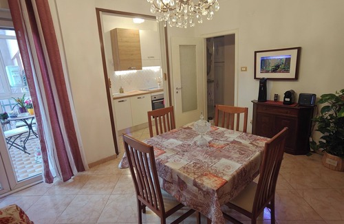 Roiano-Gretta-Barcola-Cologna-Scorcola Apartment | ATLANTIS unique elegant marine-themed apartment at walking distance of downtown.