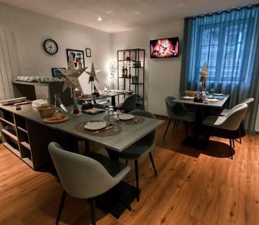 San Carlo Bed & Breakfast | B&B Berninapass Poschiavo Panorama
