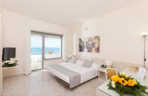 Porto Santo Stefano Hotel | Baia D'Argento