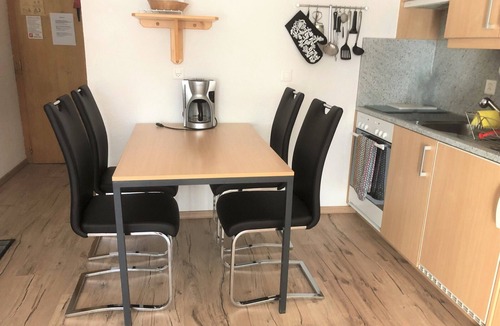 Grimentz Apartment | bathroom/WC - flat-screen TV - balcony South - public parking (parking charge in winter) - free in