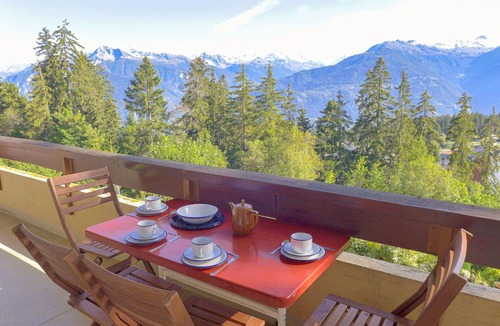 Montana Apartment | Beautiful apartment for 5 people with WIFI, TV and balcony