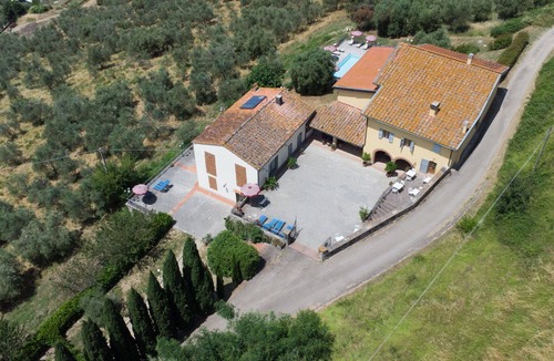 Montebonello Apartment | Beautiful apartment for 8 guests with pool, WIFI, TV, pets allowed and panoramic view