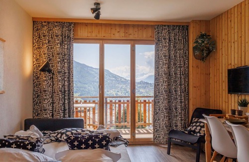 Veysonnaz Apartment | Beautiful apartment for 3 people with WIFI, TV and balcony