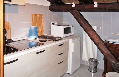 Vito d'Asio Apartment | Beautiful apartment for 4 people with WIFI, A/C, pool, TV, patio and pets allowed