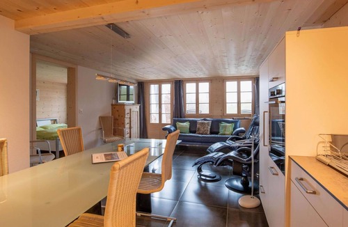 Lenk Apartment | Beautiful apartment for 4 guests with WIFI, TV and balcony