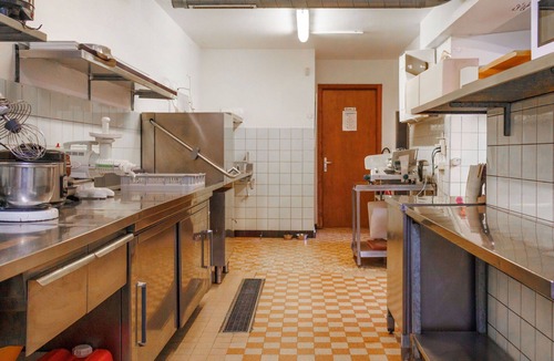 Vercorin House | Beautiful apartment in villa for 27 guests with hot tub, WIFI and patio