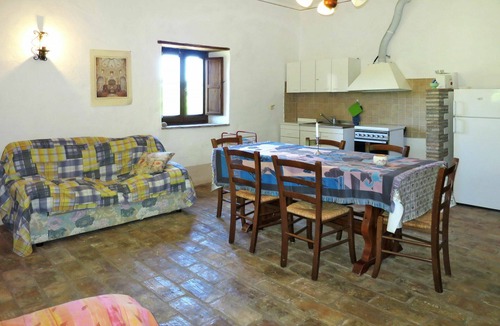 Bagnoregio Villa | Beautiful apartment in villa for 5 people with pool, WIFI and patio