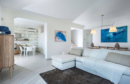 Marina di Modica Villa | Beautiful private villa with WIFI, hot tub, A/C, private pool, sauna, TV, patio and panoramic view