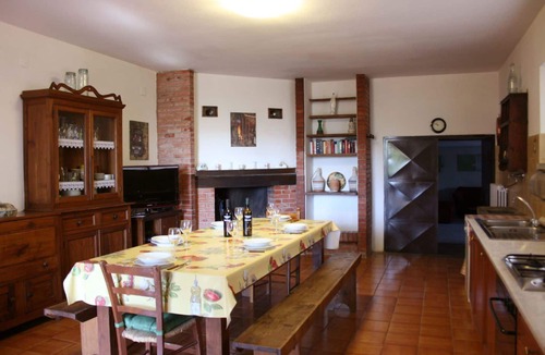 Monte San Savino Villa | Beautiful private villa with WIFI, private pool, TV, terrace and parking, close to Arezzo