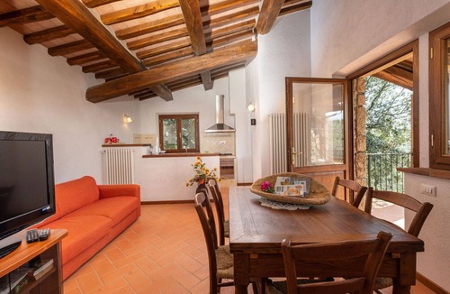Roccastrada Villa | Beautiful private villa with private pool, WIFI, TV, patio, pets allowed and panoramic view