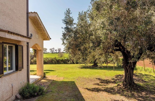 Tarquinia Villa | Beautiful private villa for 8 people with WIFI, terrace and pets allowed