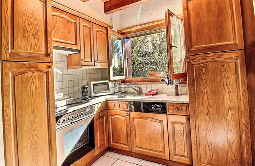 Ovronnaz House | Beautiful private villa for 7 people with WIFI, TV, terrace and pets allowed