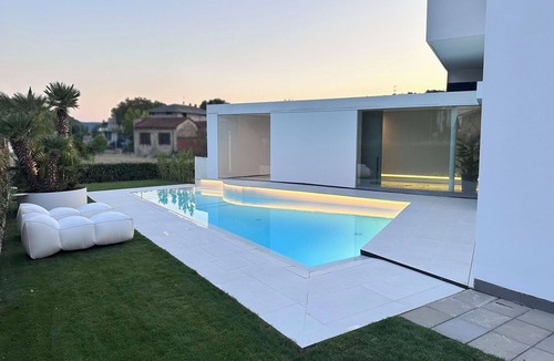 Subbiano Villa | Beautiful private villa for 10 people with private pool, WIFI, A/C, TV and patio, close to Arezzo