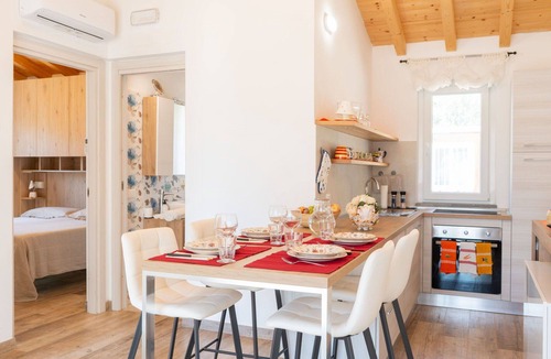 Vetralla House | Beautiful private villa for 3 people with WIFI, A/C, pool, TV, pets allowed and panoramic view