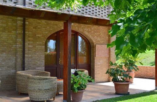 Ponte di Gabbiano Villa | Beautiful private villa with A/C, WIFI, private pool, TV, veranda, panoramic view, close to Siena