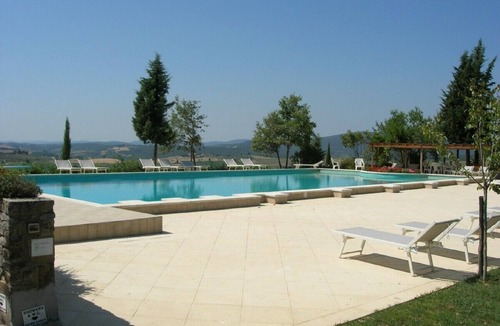 Castellina in Chianti House | Beautiful Tuscan farmhouse with stunning views of Chianti countryside