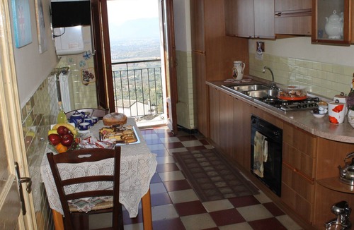 Pacentro Apartment | Bed and Breakfast San Marco, apartment BB2 of Via San Marco number 8, Pacentro
