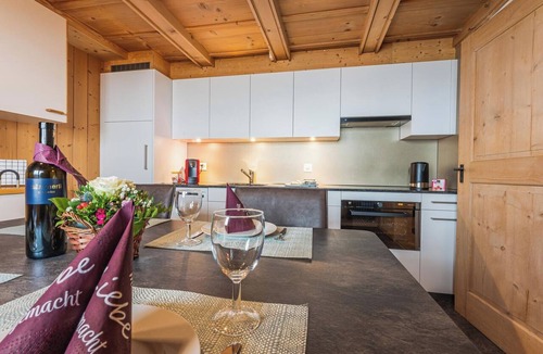 Schwenden Apartment | Berg Herz Grimmialp (Schwenden) Appartement/Fewo, Dusche oder Bad, WC by Interhome