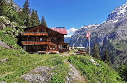 Gimmelwald House | Berggasthaus Tschingelhorn - only accessible on foot (2 hour hike)
