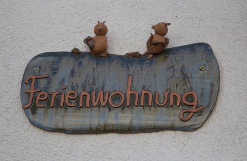 Linthal Bed & Breakfast | Berghaus S' Träumli mit dem Tierlihof - die kleine Älplersuit