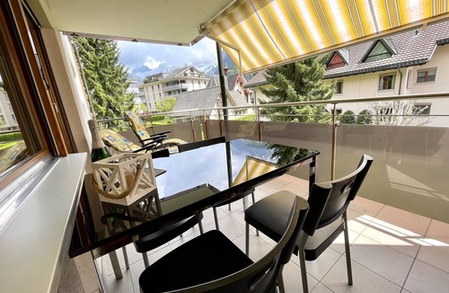 Engelberg Apartment | Blumenweg 4/412 by Interhome