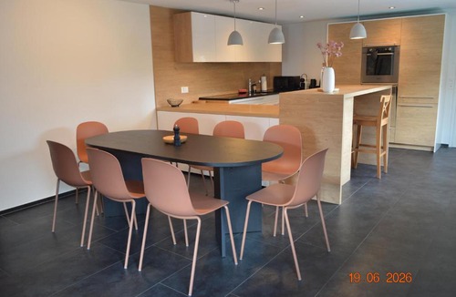 Gross Apartment | Boutique stay Einsiedeln I Lake & Whirlpool I Zurich