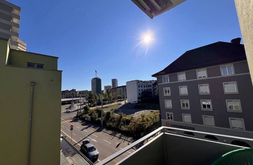 Oerlikon Apartment | Bright Apartment in Oerlikon-Zurich (102-16)