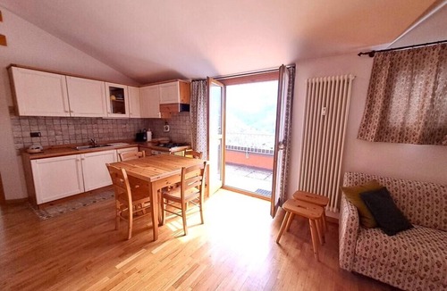 Valtellina Apartment | Bright one-bedroom apartment with panoramic view terrace