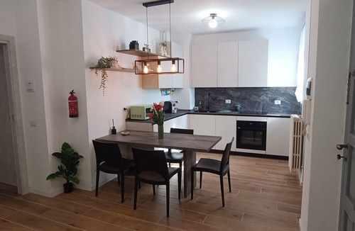Seregno Apartment | Camelia House - apartment in the center of Seregno
